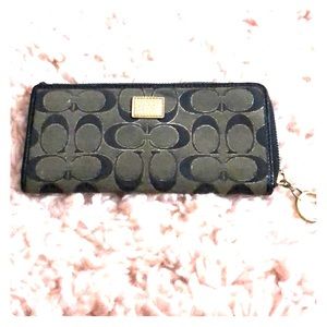 Coach Poppy Wallet